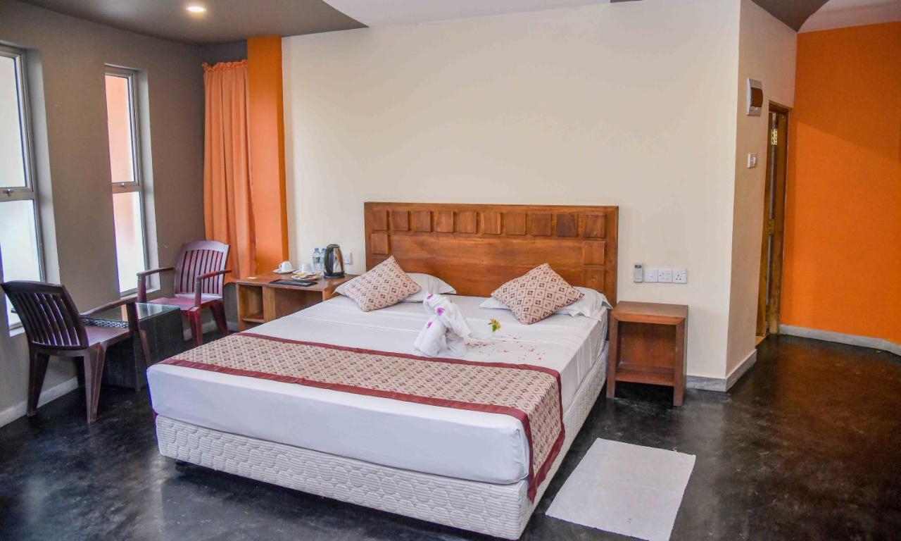 Ceylon Sea Hotel Tangalle Extérieur photo