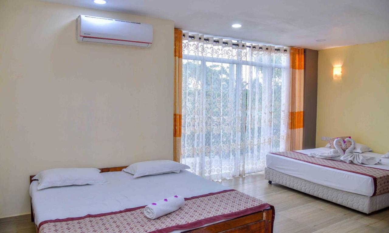 Ceylon Sea Hotel Tangalle Extérieur photo